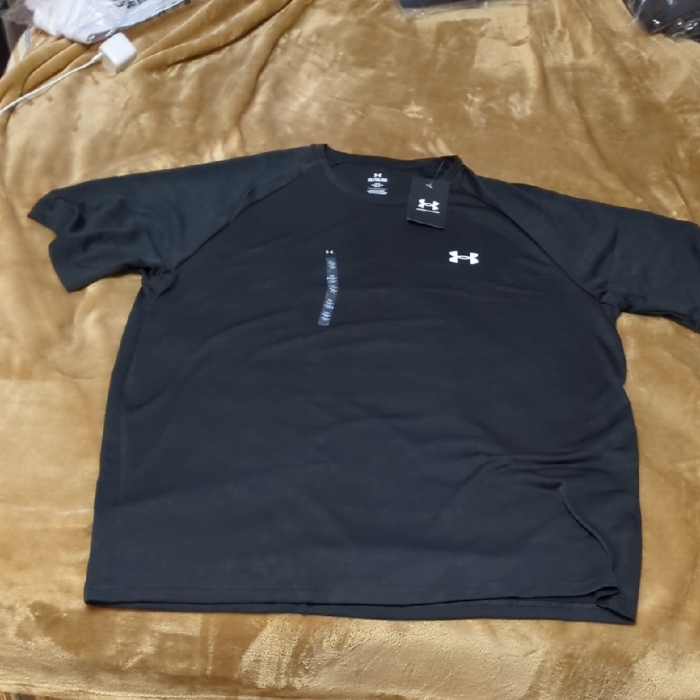 Under Armour Men's Charcoal Short Sleeve Tee